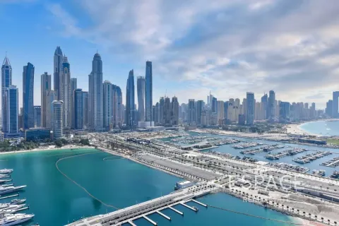 Apartment in Dubai Harbour, Dubai 2 bedrooms, 109 sq.m. № 61887 - photo 1