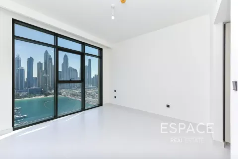 Apartment in Dubai Harbour, Dubai 2 bedrooms, 109 sq.m. № 61887 - photo 9