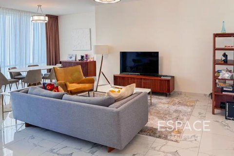 Apartment in Business Bay, Dubai 2 bedrooms, 139 sq.m. № 61897 - photo 2