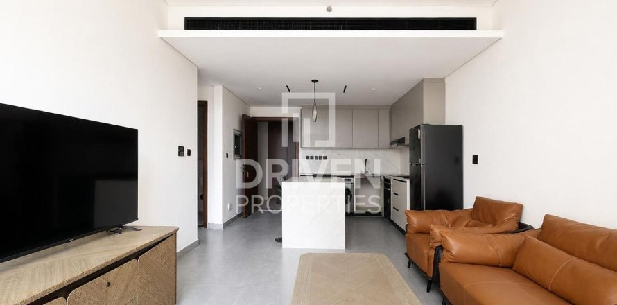 Appartement à Al Satwa, Dubai, 2 chambres, 100.52 m², № 135692
