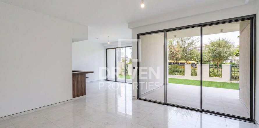 Villa in Harmony, Tilal Al Ghaf, Dubai 4 bedrooms, 404.96 sq.m. № 135686