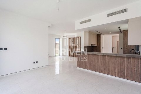Villa in Harmony, Tilal Al Ghaf, Dubai 4 bedrooms, 404.96 sq.m. № 135686 - photo 21