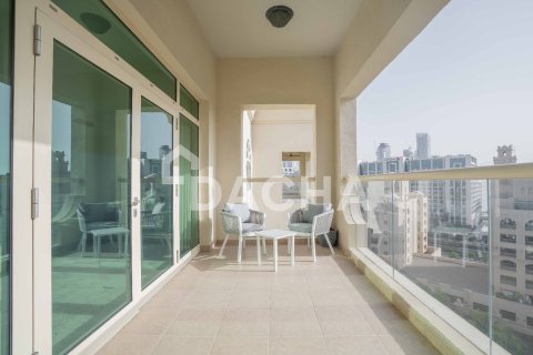 Apartment in Shoreline Apartments, Palm Jumeirah, Dubai 4 bedrooms, 450 sq.m. № 105011 - photo 10