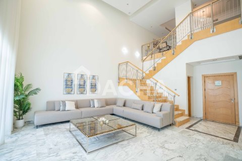 Apartment in Shoreline Apartments, Palm Jumeirah, Dubai 4 bedrooms, 450 sq.m. № 105011