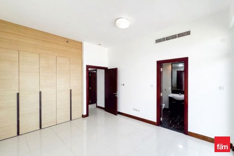 Apartment in Dubai 2 bedrooms, 144 sq.m. № 110852 - photo 7