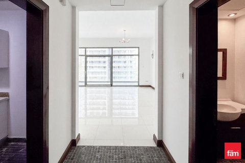 Apartment in Dubai 2 bedrooms, 144 sq.m. № 110852 - photo 11
