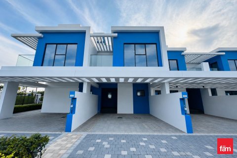 Maison de ville à Dubai, 4 chambres, 144 m², № 110854