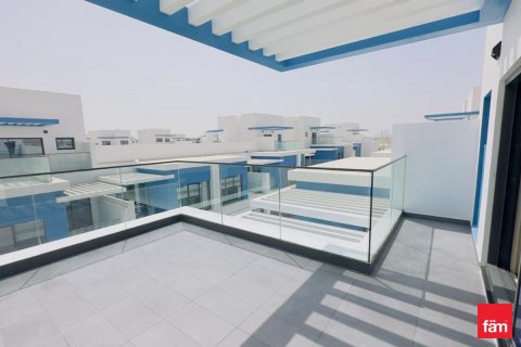 Maison de ville à Dubai, 4 chambres, 144 m², № 110854 - photo 6