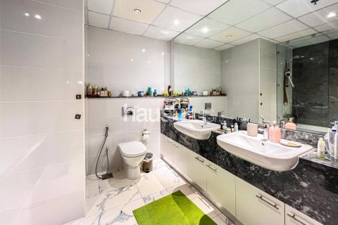 Apartamento en Al Habtoor City, Business Bay, Dubai, 2 dormitorios, 127 m², № 45172 - foto 9
