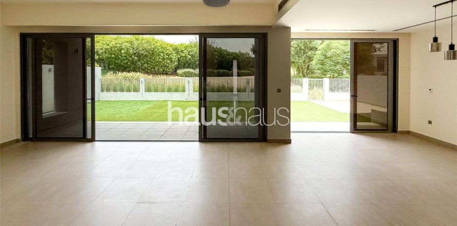 Villa in Sidra Villas, Dubai Hills Estate, Dubai 5 bedrooms, 483 sq.m. № 45170