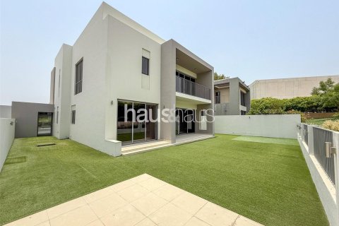 Villa in Sidra Villas, Dubai Hills Estate, Dubai 5 bedrooms, 483 sq.m. № 45170 - photo 3