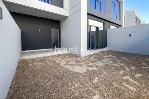 Adosado en The Pulse, Dubai South (Dubai World Central), Dubai, 3 dormitorios, 238 m², № 45160 - foto 2