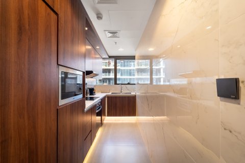 Apartment in Dubai 3 bedrooms, 160 sq.m. № 97085 - photo 9