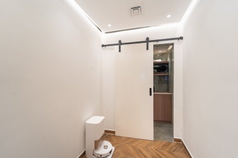 Apartment in Dubai 3 bedrooms, 160 sq.m. № 97085 - photo 10