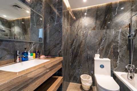 Apartment in Dubai 3 bedrooms, 160 sq.m. № 97085 - photo 7