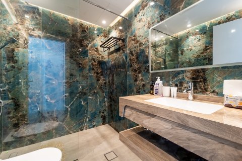 Apartment in Dubai 3 bedrooms, 160 sq.m. № 97085 - photo 13