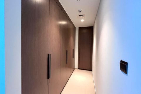 Купить квартиру в Даунтаун Дубай (Даунтаун Бурдж Дубай), Дубай: 3 спальни, 140м², № 97082 - фото 12