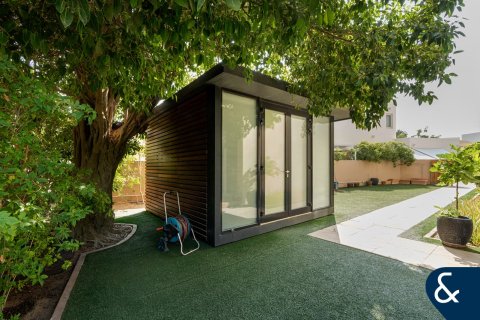 Villa in Arabian Ranches, Dubai 5 bedrooms, 450 sq.m. № 74727 - photo 27