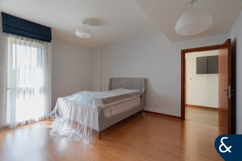 Villa in Arabian Ranches, Dubai 5 bedrooms, 450 sq.m. № 74727 - photo 24