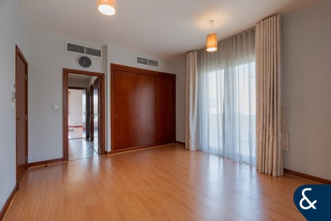 Villa in Arabian Ranches, Dubai 5 bedrooms, 450 sq.m. № 74727 - photo 17