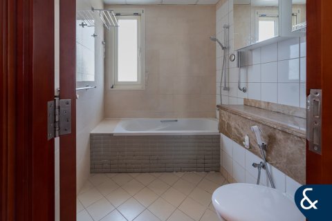 Villa in Arabian Ranches, Dubai 5 bedrooms, 450 sq.m. № 74727 - photo 21