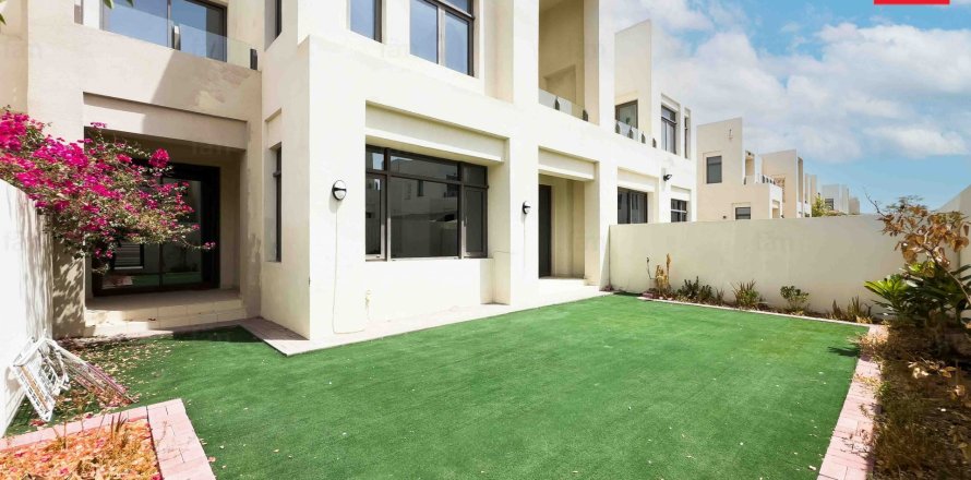 Townhouse in Reem, Dubai 3 bedrooms, 233.7 sq.m. № 23711