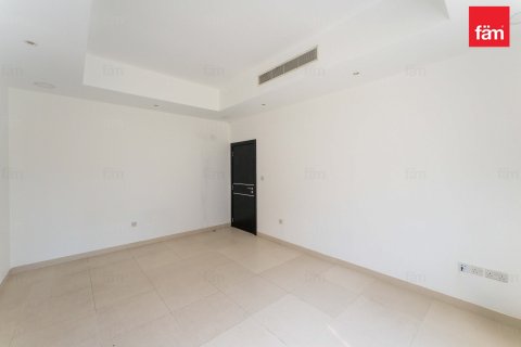 Villa en Dubai, 6 dormitorios, 801.5 m², № 43178 - foto 9
