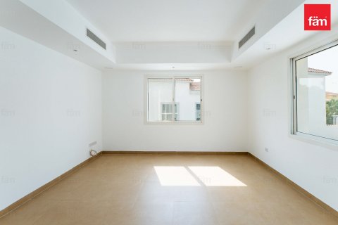 Villa en Dubai, 6 dormitorios, 801.5 m², № 43178 - foto 24