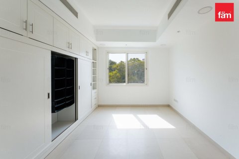Villa en Dubai, 6 dormitorios, 801.5 m², № 43178 - foto 26