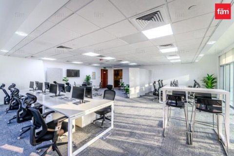 Oficina en Dubai, 104.2 m², № 60369 - foto 1