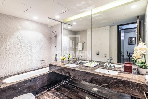 Apartamento en Damac Heights, Dubai Marina, Dubai, 1 dormitorio, 88.26 m², № 137184 - foto 9
