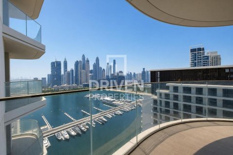 Купить квартиру в EMAAR Beachfront, Dubai Harbour, Дубай: 2 спальни, 109.25м², № 137181 - фото 17
