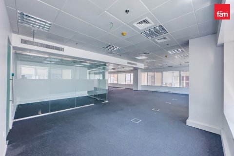 Office in Sheikh Zayed Road, Dubai 744.3 sq.m. № 8616 - photo 2