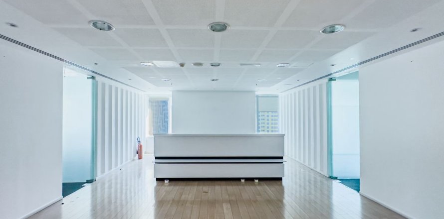 Office in Sheikh Zayed Road, Dubai 744.3 sq.m. № 8616