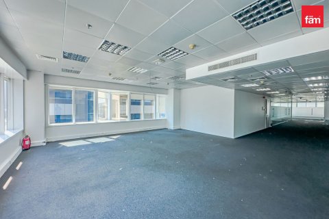 Office in Sheikh Zayed Road, Dubai 744.3 sq.m. № 8616 - photo 7