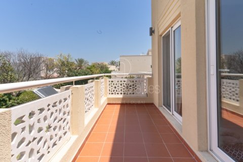 Villa à Meadows, Dubai, 4 chambres, 343.7 m², № 16942 - photo 11