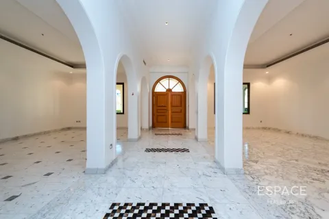 Купить виллу в Пальме Джумейре, Дубай: 5 спален, 650м², № 61491 - фото 3