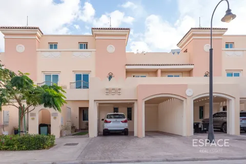 Adosado en Victory Heights, Dubai Sports City, Dubai, 4 dormitorios, 311 m², № 61488 - foto 14