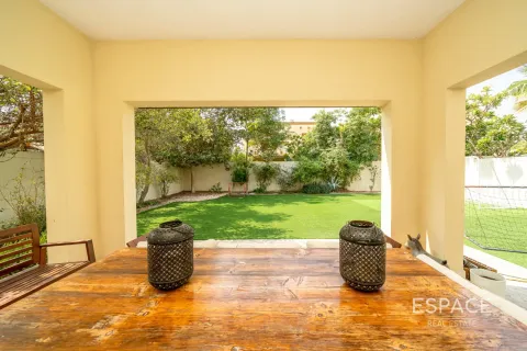 Villa en Regional, Jumeirah Park, Dubai, 3 dormitorios, 328 m², № 61486 - foto 8