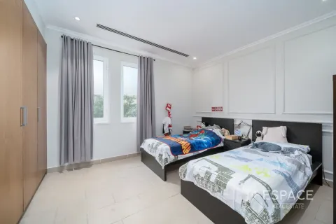 Villa en Regional, Jumeirah Park, Dubai, 3 dormitorios, 328 m², № 61486 - foto 11