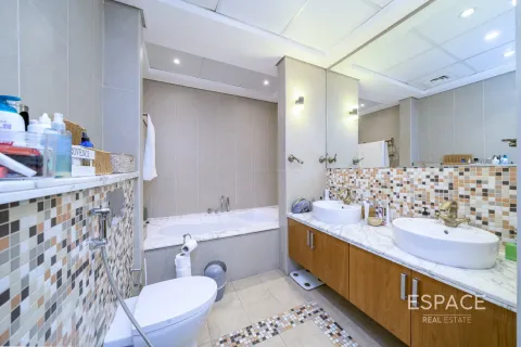 Villa en Regional, Jumeirah Park, Dubai, 3 dormitorios, 328 m², № 61486 - foto 15