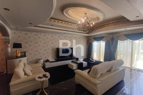Villa in The Springs, Dubai 3 bedrooms, 255 sq.m. № 57837 - photo 16