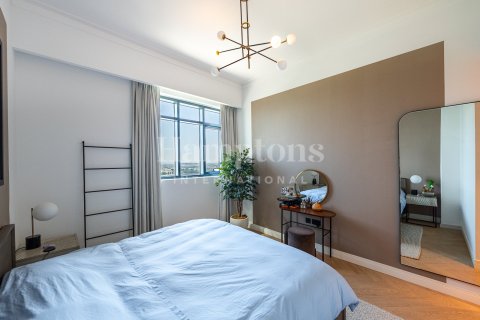 Снять в аренду квартиру в The Hills A, The Hills, Дубай: 3 спальни, 165.76960999м², № 12986 - фото 1