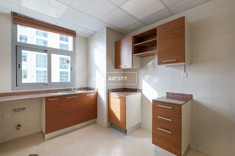 Apartment in Dubai Marina, Dubai 1 bedroom, 76.5 sq.m. № 12981 - photo 9