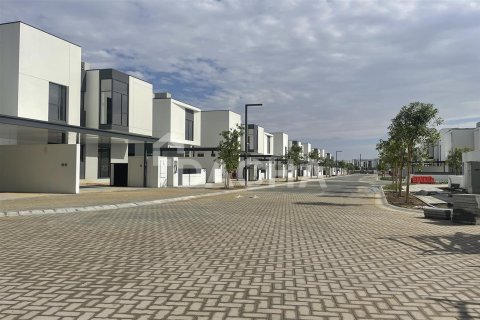 Townhouse in Murooj Al Furjan, Al Furjan, Dubai 3 bedrooms, 250.8 sq.m. № 6806 - photo 1