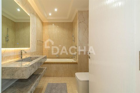 Villa en Palm Jumeirah, Dubai, 6 dormitorios, 1207.7 m², № 6808 - foto 19