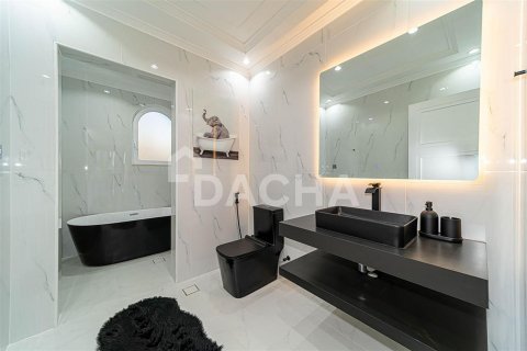 Villa en Palm Jumeirah, Dubai, 6 dormitorios, 1207.7 m², № 6808 - foto 10