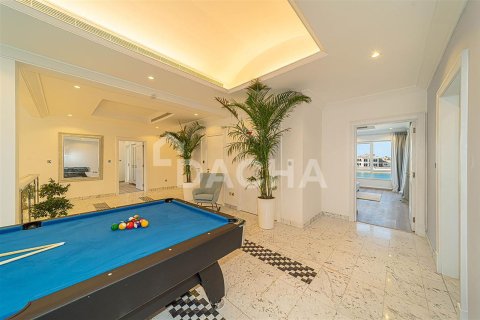 Villa en Palm Jumeirah, Dubai, 6 dormitorios, 1207.7 m², № 6808 - foto 16