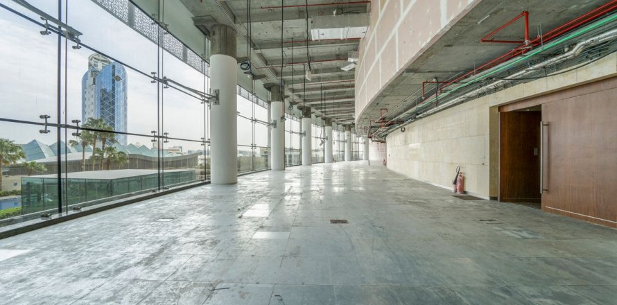 Oficina en Bur Dubai, Dubai, 77 m², № 16213