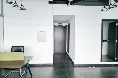 Снять в аренду офис в Бизнес-Бэе, Дубай: 75м², № 16209 - фото 14